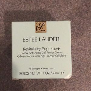 Estée Lauder Revitalizing Supreme +